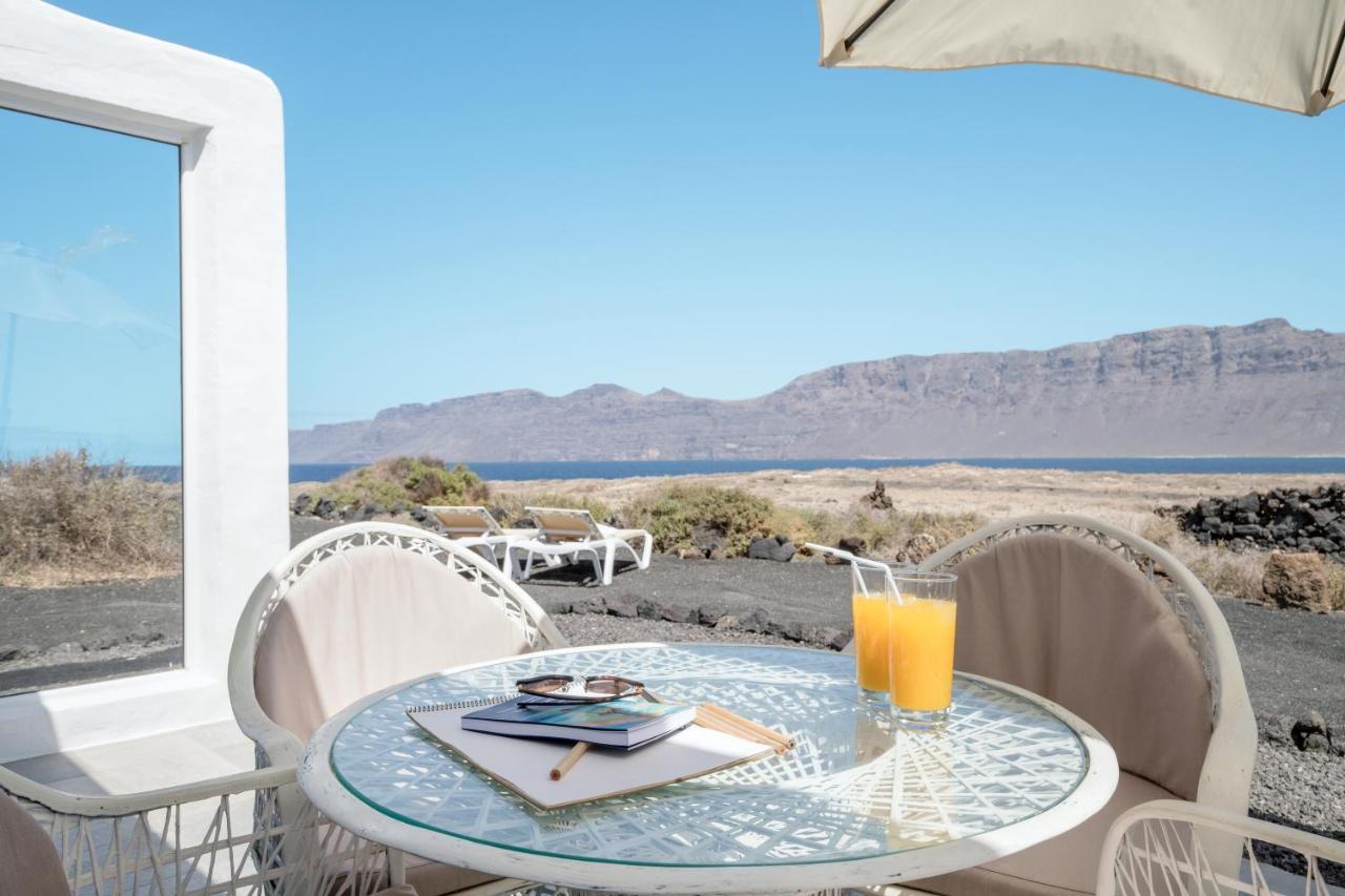 El Loft Villa Famara Bagian luar foto